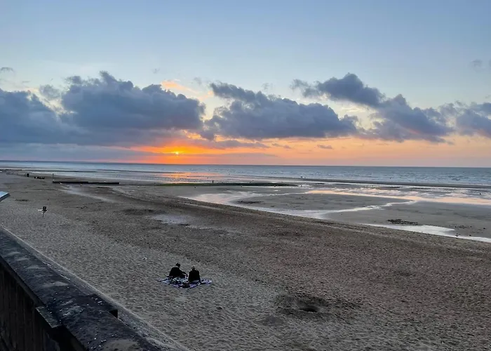 Au Chant Des Mouettes * Cabourg